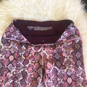 Leggings by Victoria